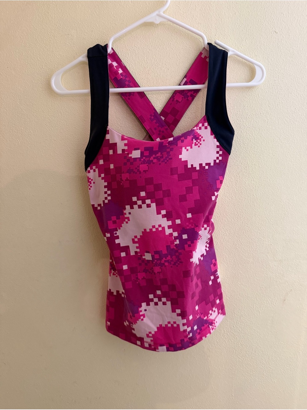 Lucy Magenta Pixel-Print Crossback Sports Tank with Black Straps